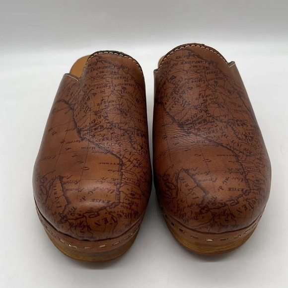 Patricia Nash Old World Map Italian Leather Clogs/Mules - Size 6 - Picture 2 of 9